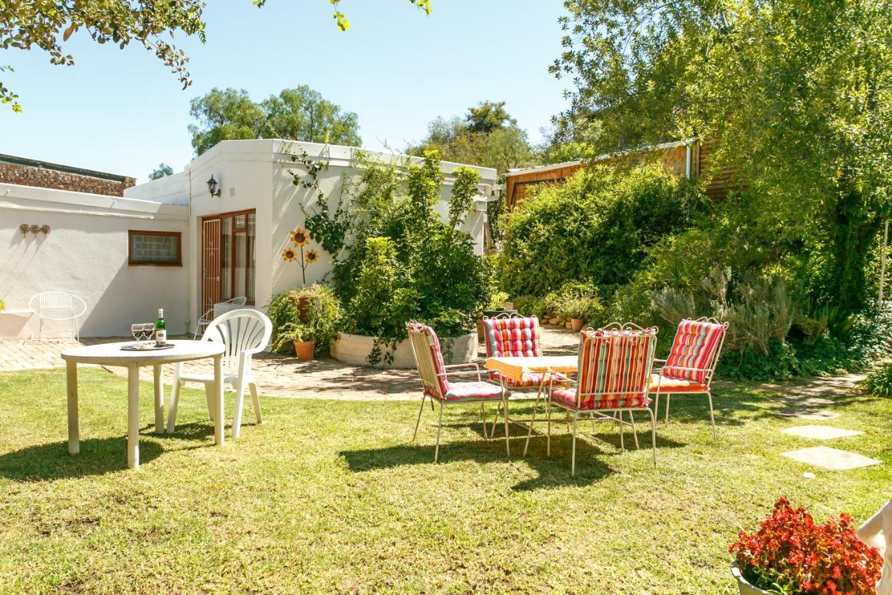 Langenhoven B&B Oudtshoorn Extérieur photo