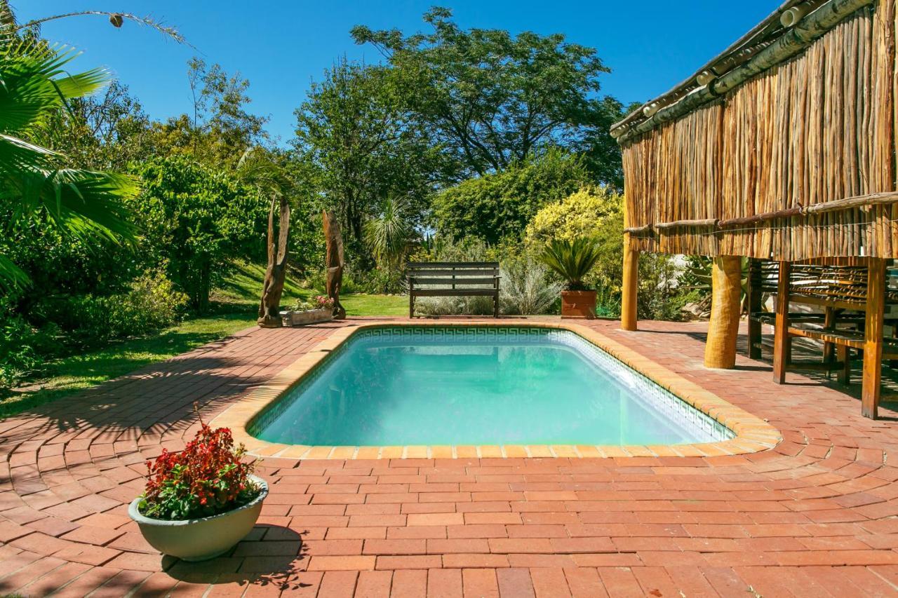 Langenhoven B&B Oudtshoorn Extérieur photo