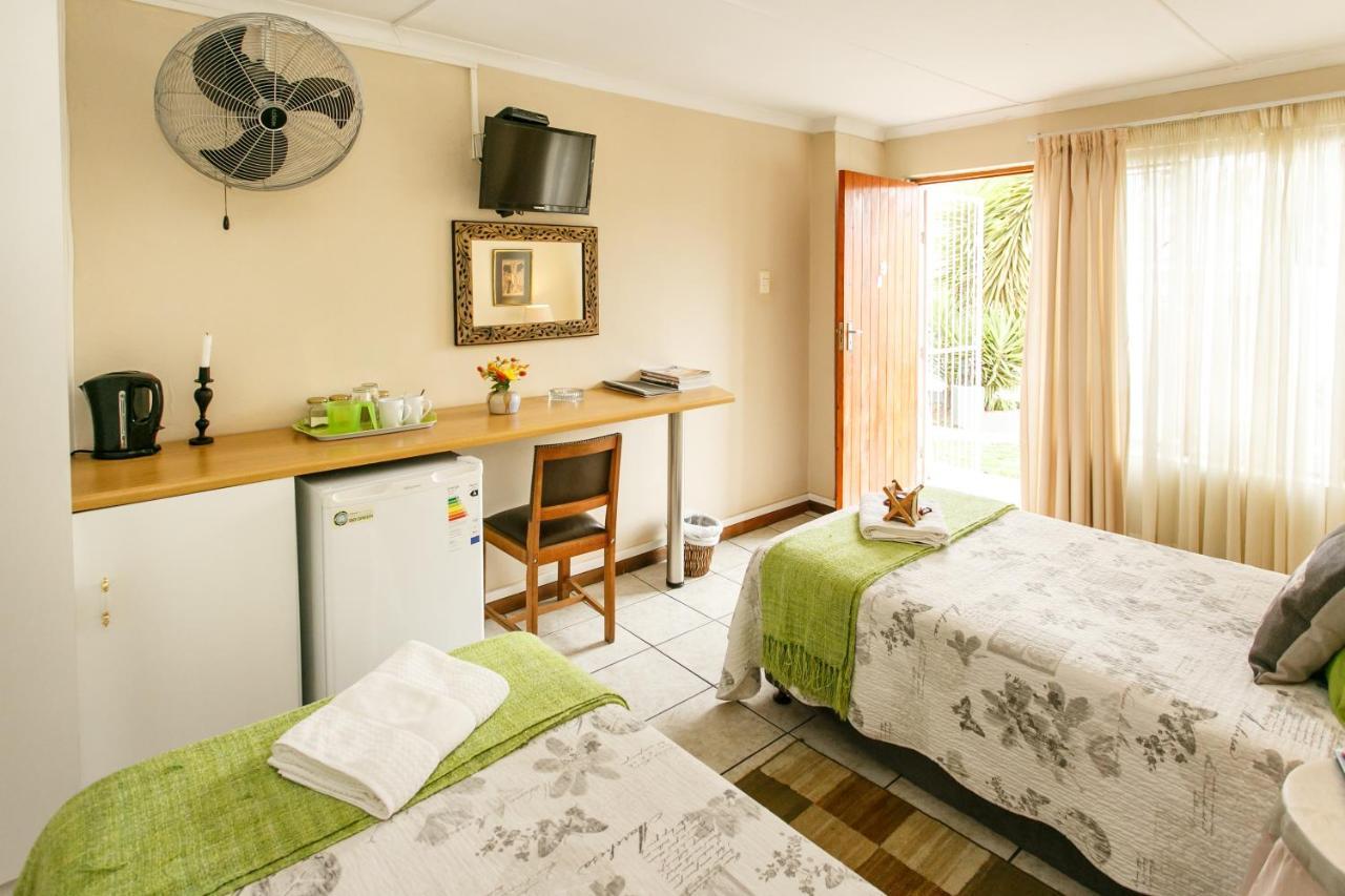 Langenhoven B&B Oudtshoorn Extérieur photo